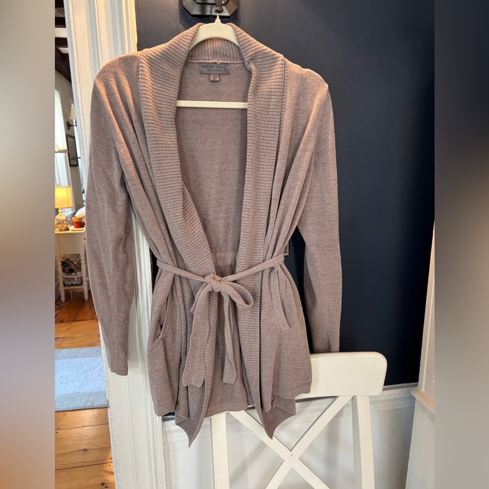 Barefoot Dreams CozyChic Ultra Lite Cardigan in Beach Rock Color size M - Picture 2 of 6